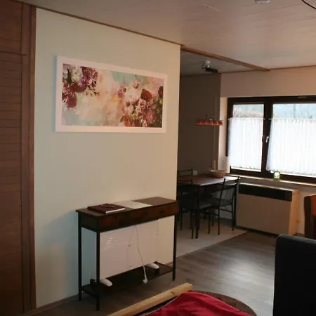 Fels- Und Seenland 公寓 *